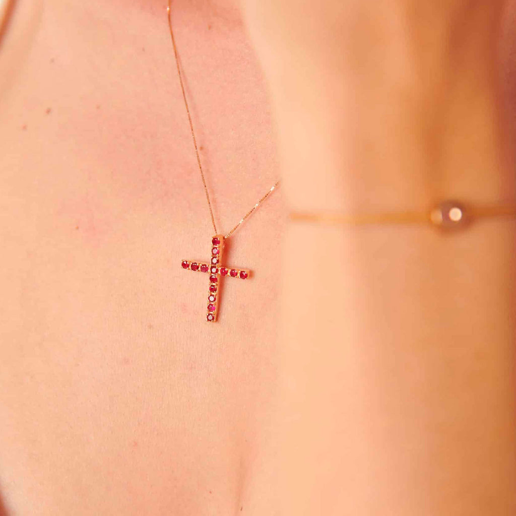 Dije Sacred ruby