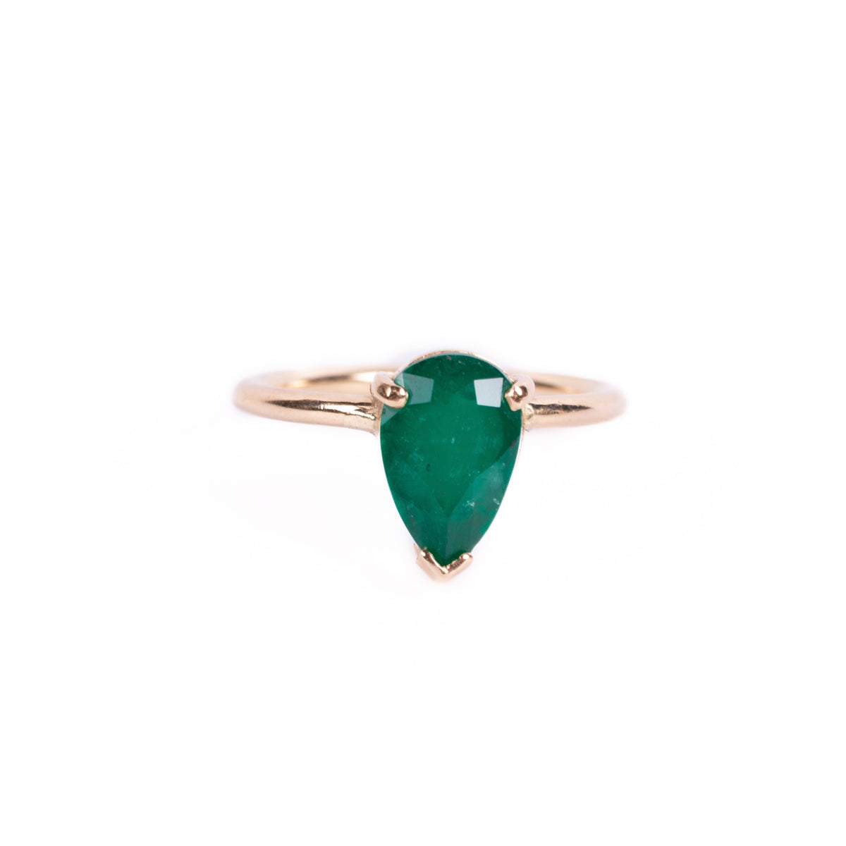 Anillo gota esmeralda