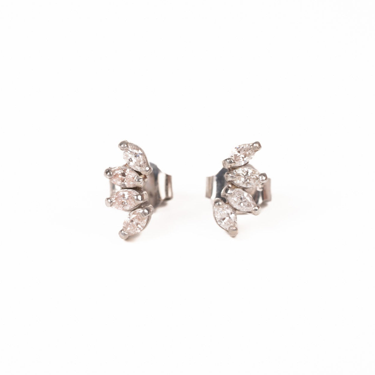 Stud Diamond Marquiz