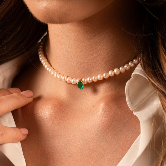 Collar Alma in Emerald