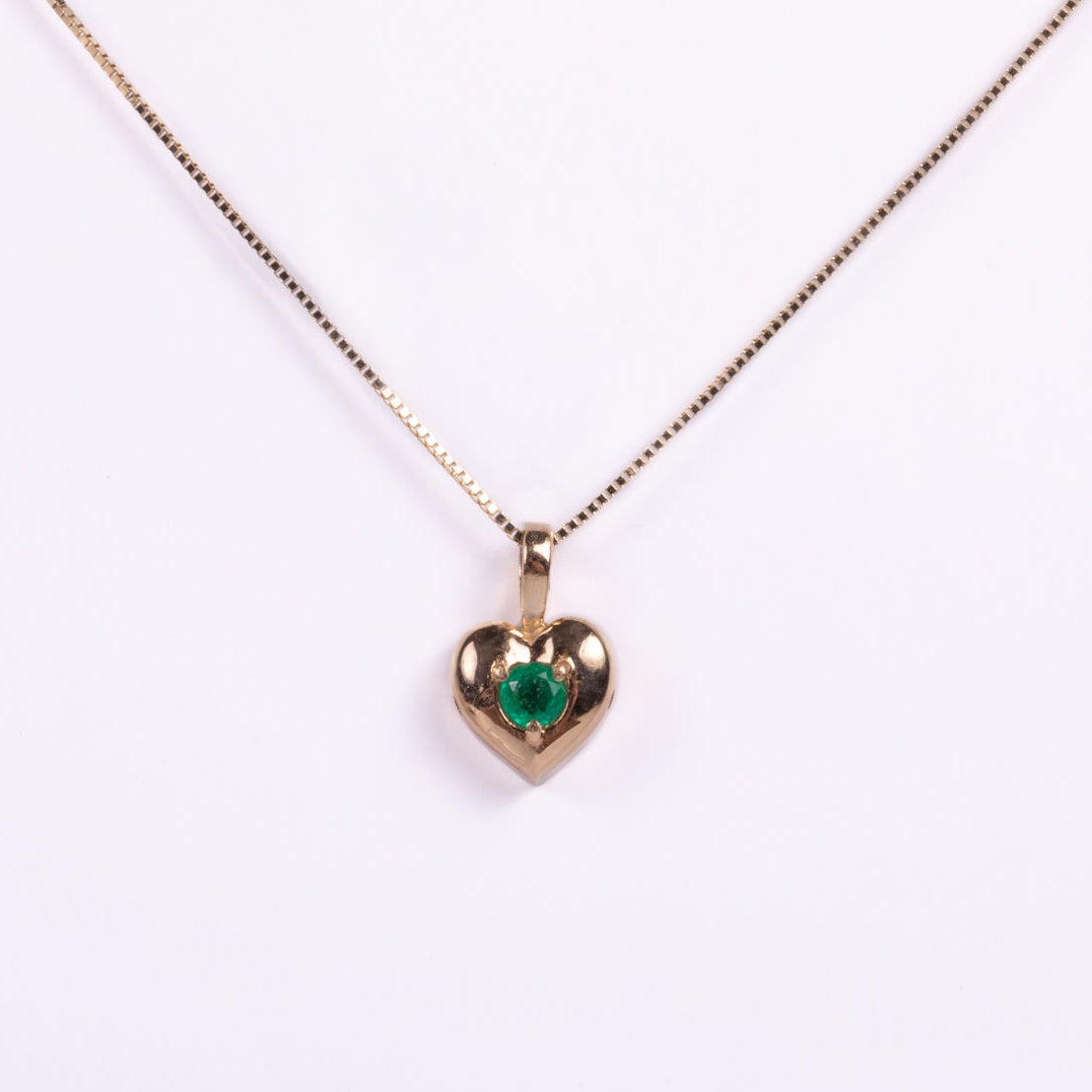 Dije Petit Heart in Emerald
