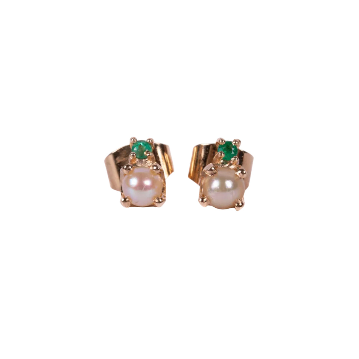 Esencia studs