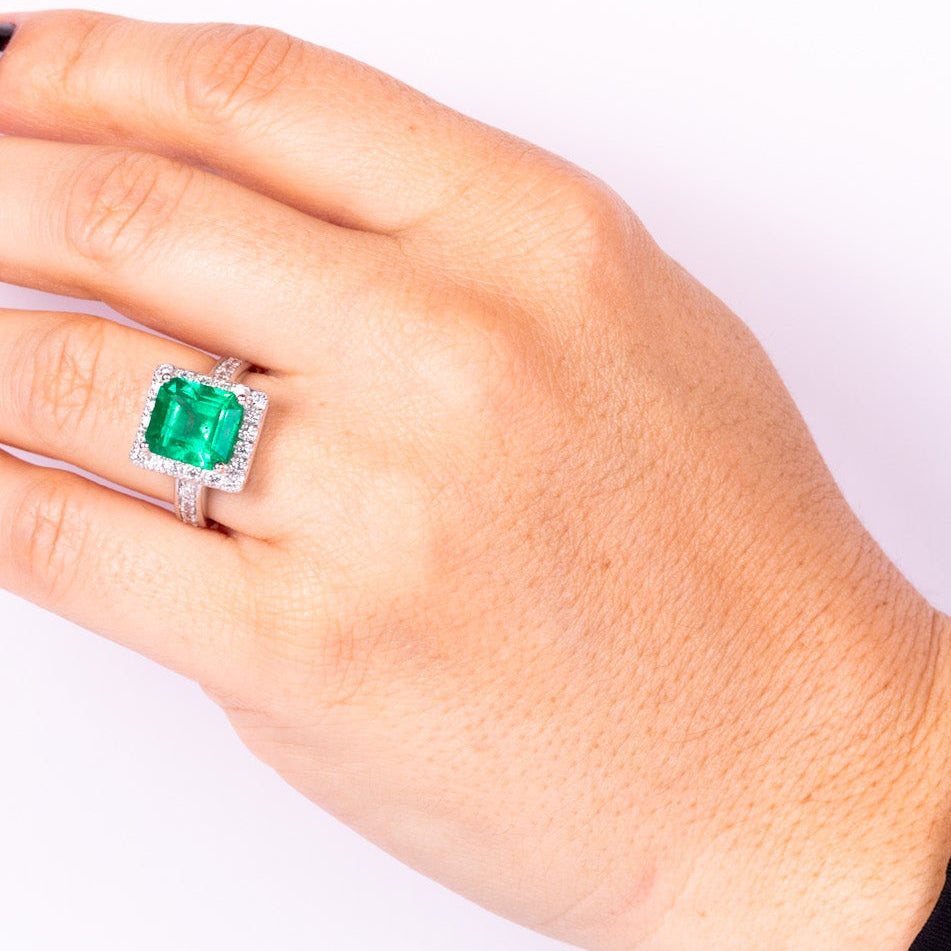 Anillo imperial esmeralda