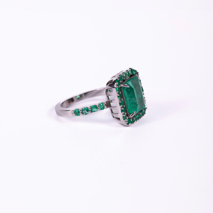 Anillo majestad esmeralda