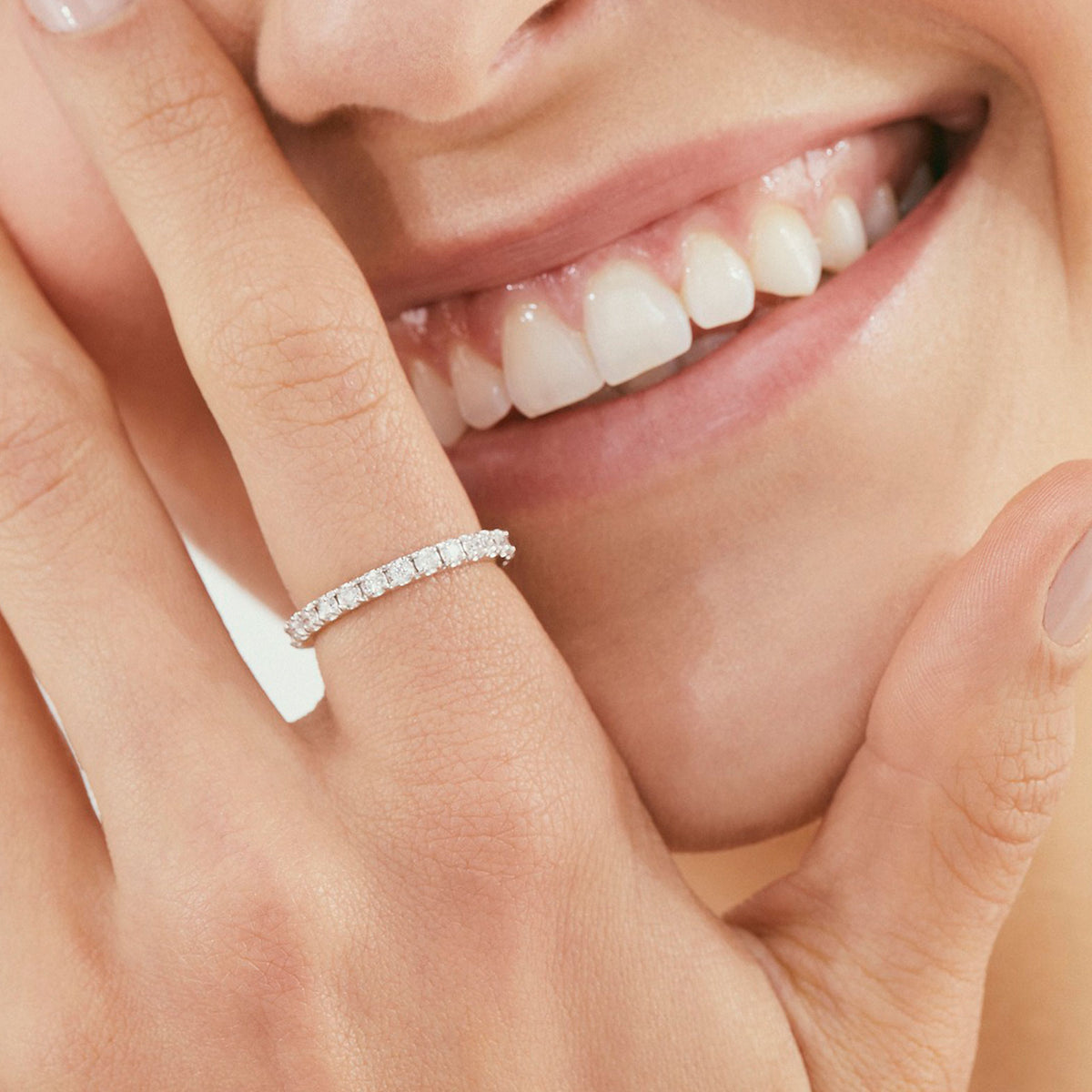 Anillo Eternity Band